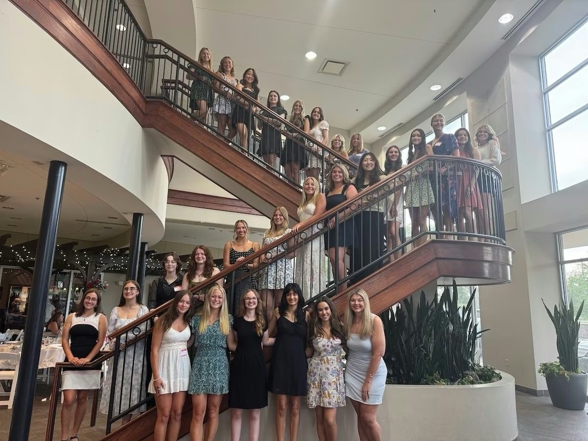 Empowering the Future: Lincoln-Way Business Women Award Scholarships to Young Achievers